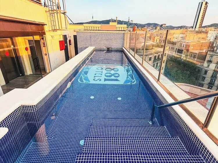 Fotos del hotel Bcn Urbaness S Gran Rosellon:  2