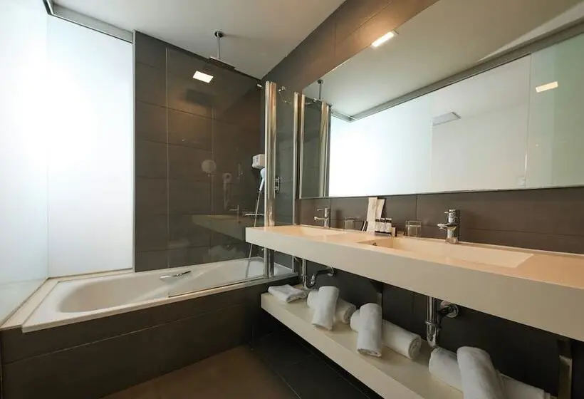 Fotos del hotel Bcn Urbaness S Gran Rosellon:  18