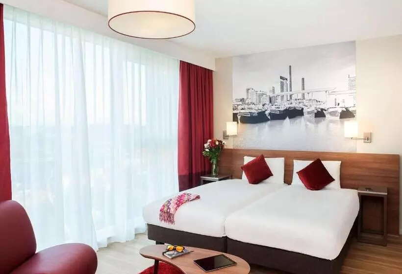 Fotos del hotel Apart Adagio Birmingham City Centre:  8