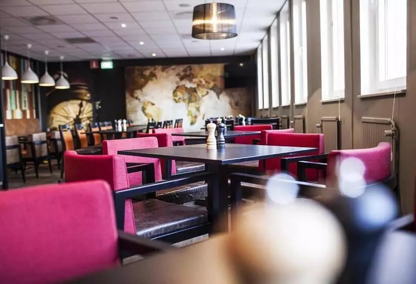 Fotos del hotel First Hotel Solna:  2