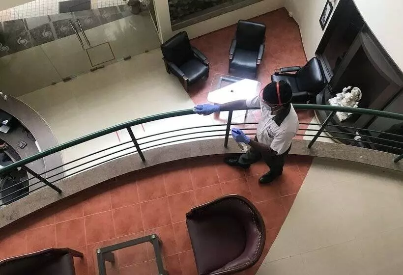 Fotos del hotel Pearlsuites:  17