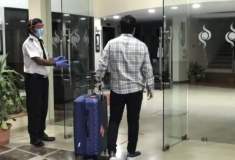 Fotos del hotel Pearlsuites:  5