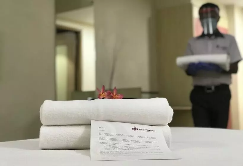 Fotos del hotel Pearlsuites:  21