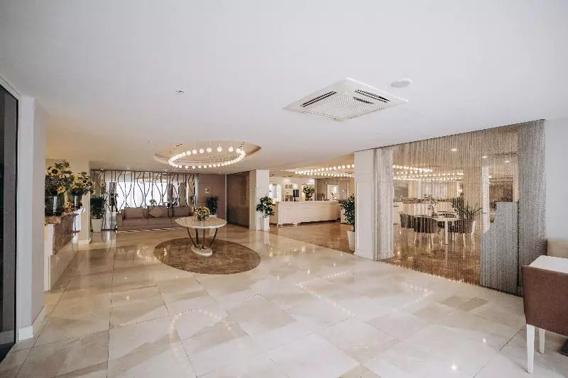 Fotos del hotel Burj Sahil:  11