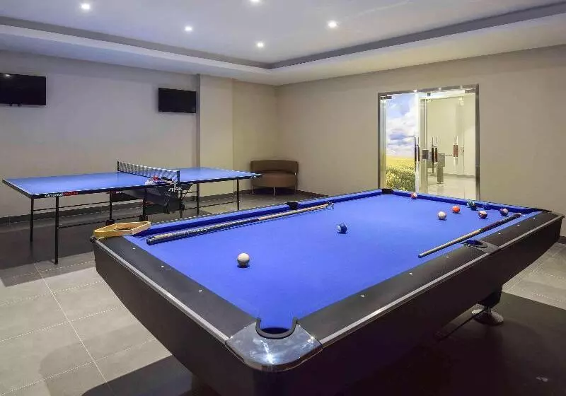 Fotos del hotel Novotel Suites Riyadh Dyar:  20