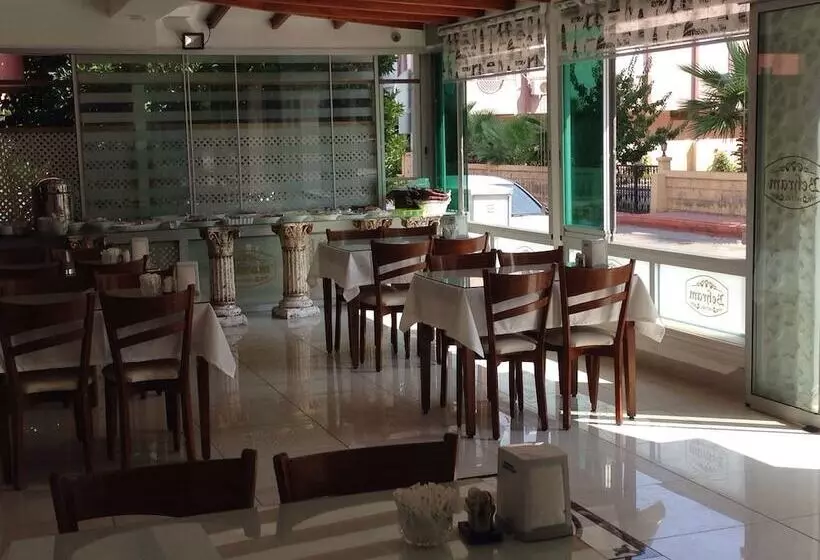 Fotos del hotel Behram:  10