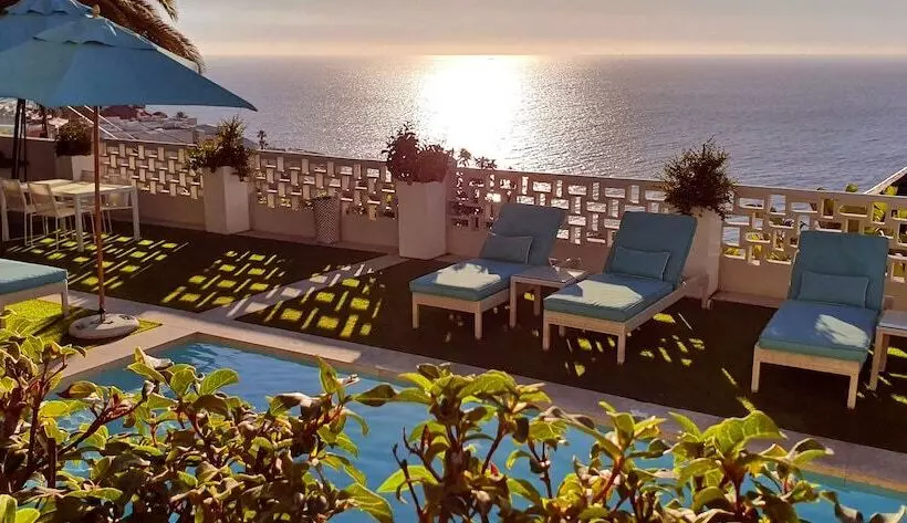 Fotos del hotel The Clarendon  Bantry Bay:  24