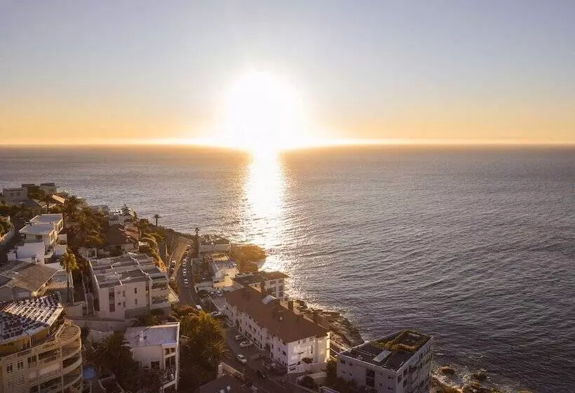 Fotos del hotel The Clarendon  Bantry Bay:  13