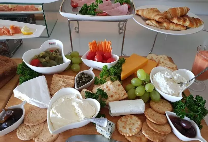 Fotos del hotel The Clarendon  Bantry Bay:  14