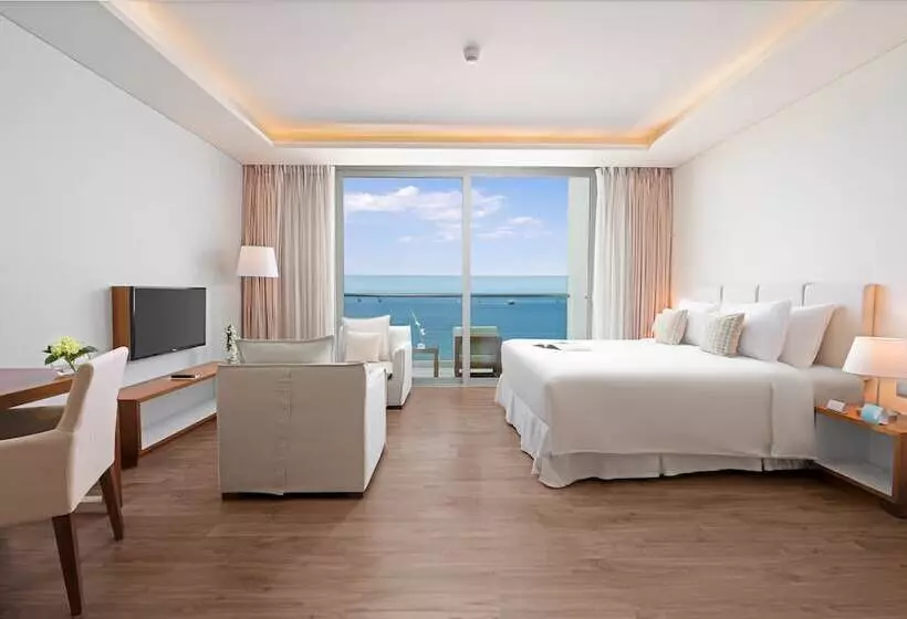 Fotos del hotel A La Carte Da Nang Beach:  22