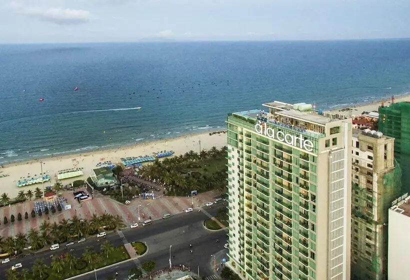 Fotos del hotel A La Carte Da Nang Beach:  5