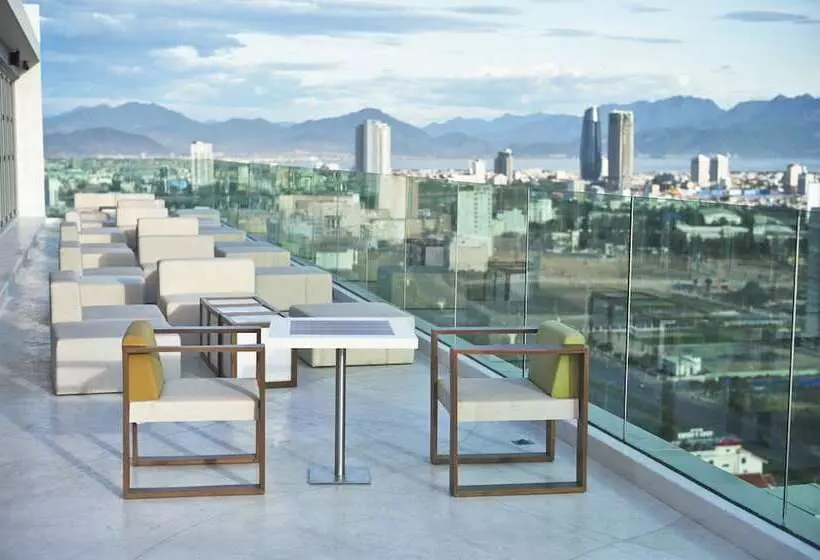 Fotos del hotel A La Carte Da Nang Beach:  4