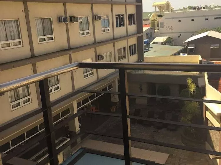 Fotos del hotel Circle Inn  Iloilo City Center:  13