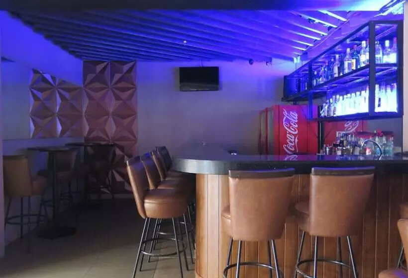 Fotos del hotel Circle Inn  Iloilo City Center:  5