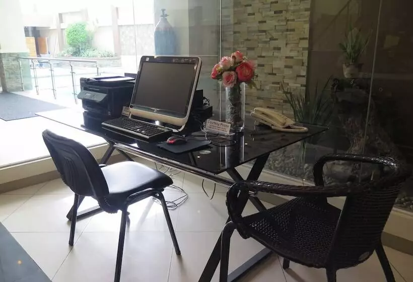 Fotos del hotel Circle Inn  Iloilo City Center:  15