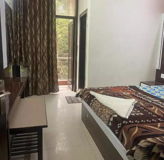 Fotos del hotel Jyoti Deluxe:  12