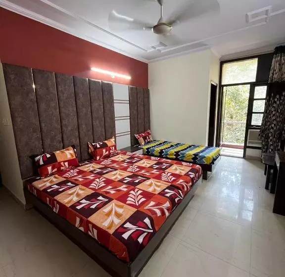 Fotos del hotel Jyoti Deluxe:  15