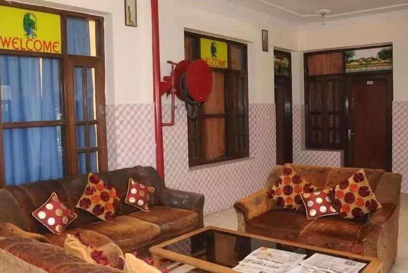 Fotos del hotel Surya Palace:  15