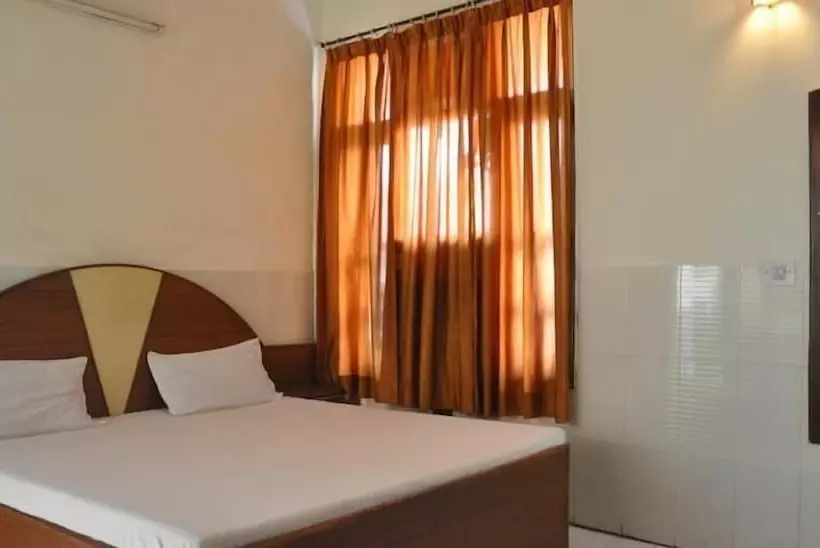 Fotos del hotel Surya Palace:  6