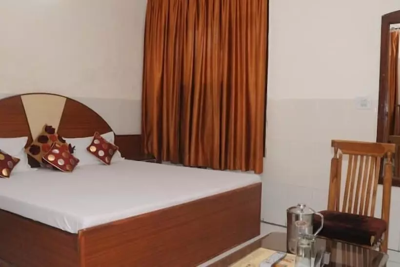 Fotos del hotel Surya Palace:  8