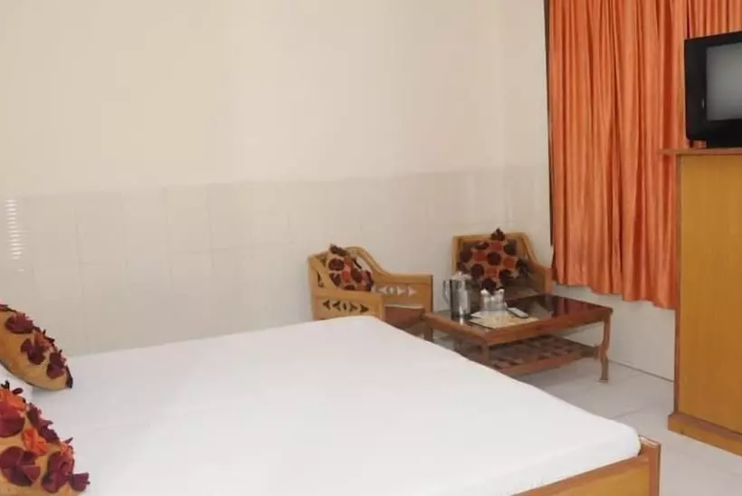 Fotos del hotel Surya Palace:  9