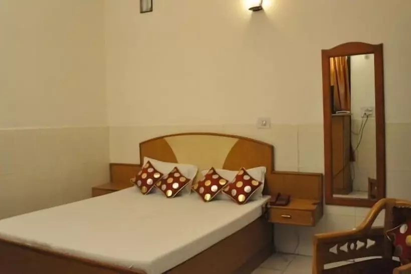 Fotos del hotel Surya Palace:  10