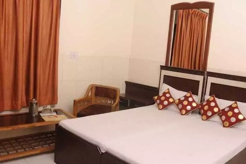 Fotos del hotel Surya Palace:  12