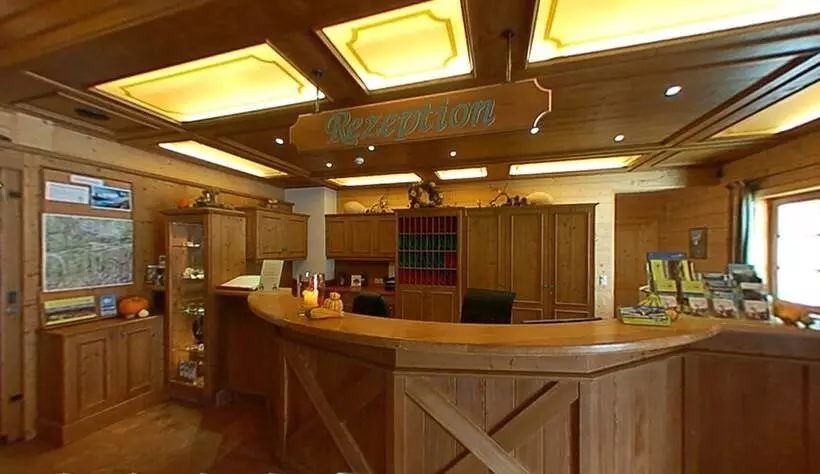 Almdorf Reiteralm Mit Almhotel Edelweiss