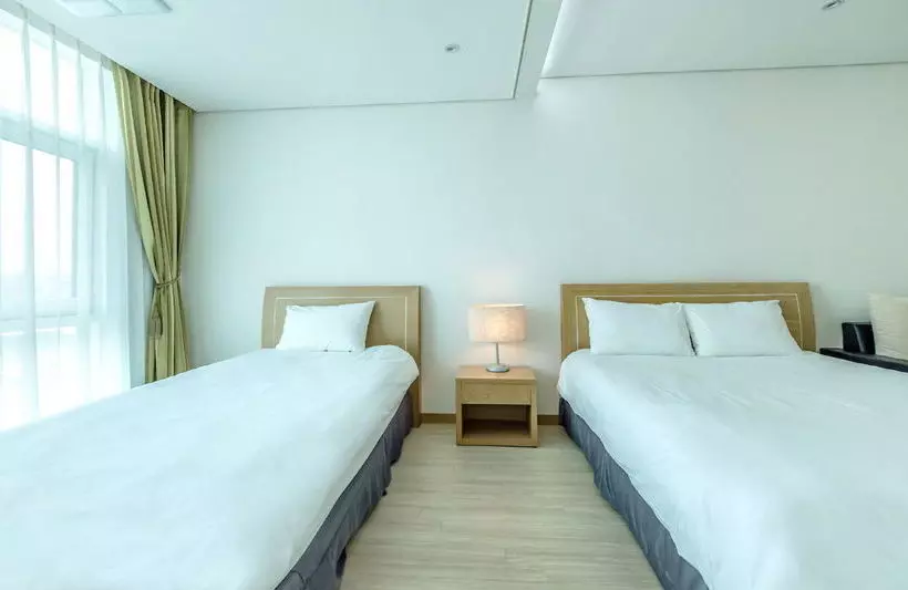 Fotos del hotel Avillos Serviced Residence:  16