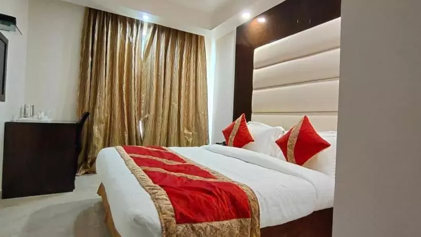 Fotos del hotel Benz International  Karol Bagh:  4