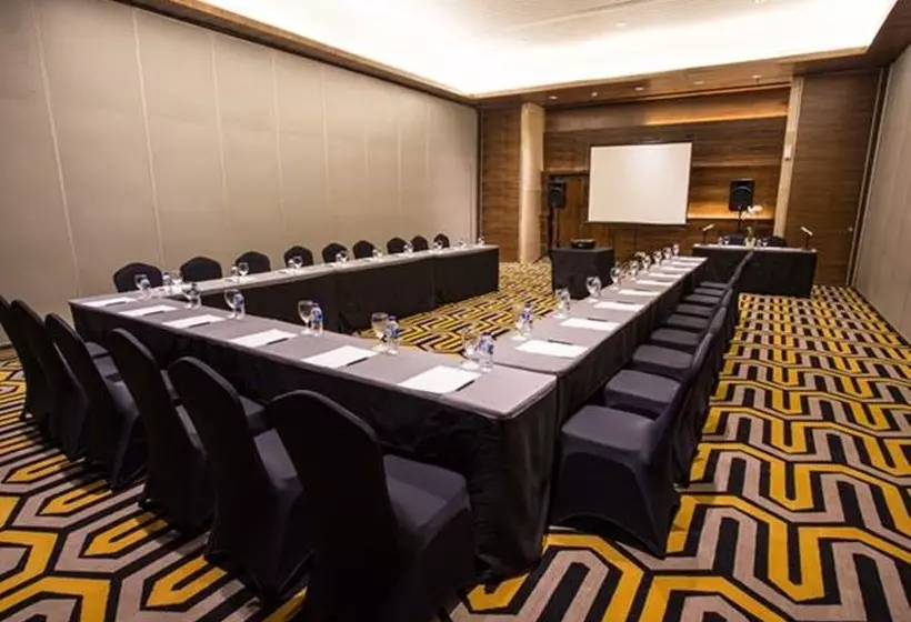 Fotos del hotel Ciputra Cibubur Managed By Swiss-belhotel International:  6