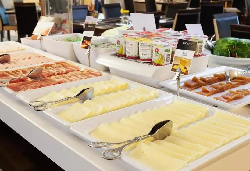 Fotos del hotel Lux Fatima:  21