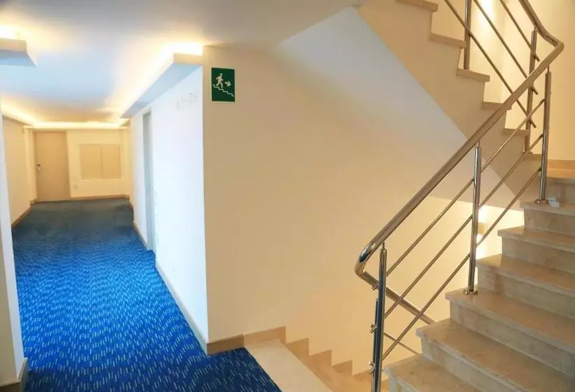 Fotos del hotel Washington Plaza  By Sercotel:  6