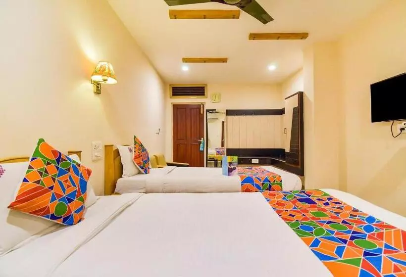 Fotos del hotel Fab Kinnera Comforts Railway Station:  19