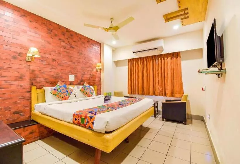 Fotos del hotel Fab Kinnera Comforts Railway Station:  13