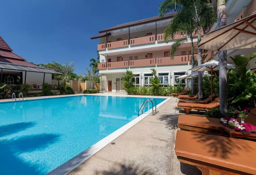 Fotos del hotel Chaiyapruek Suites:  22