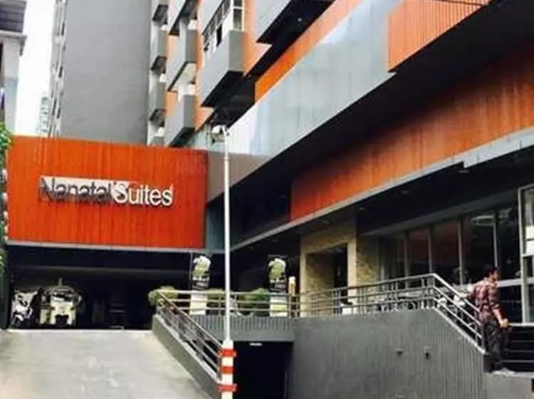 Fotos del hotel Nanatai Suites:  18