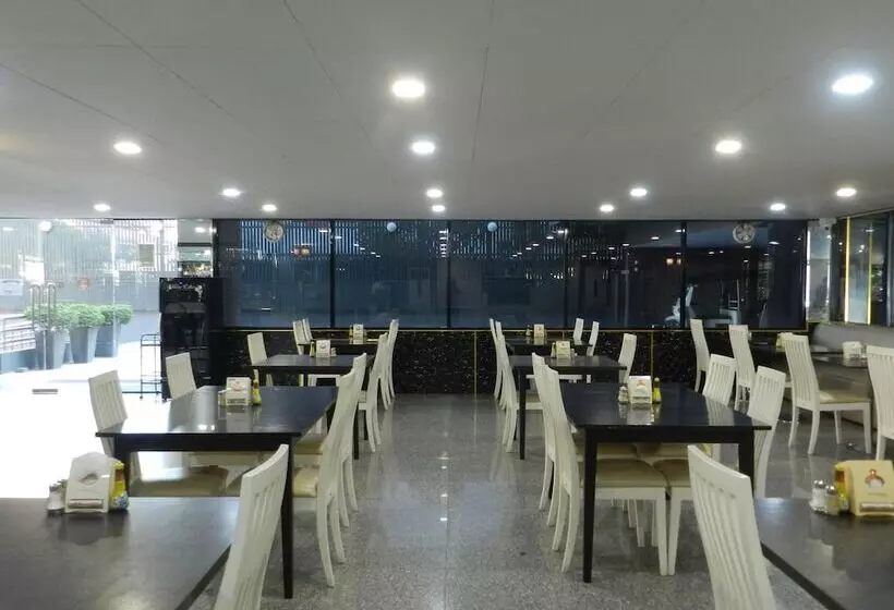 Fotos del hotel Nanatai Suites:  6