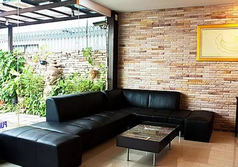 Fotos del hotel Nanatai Suites:  2