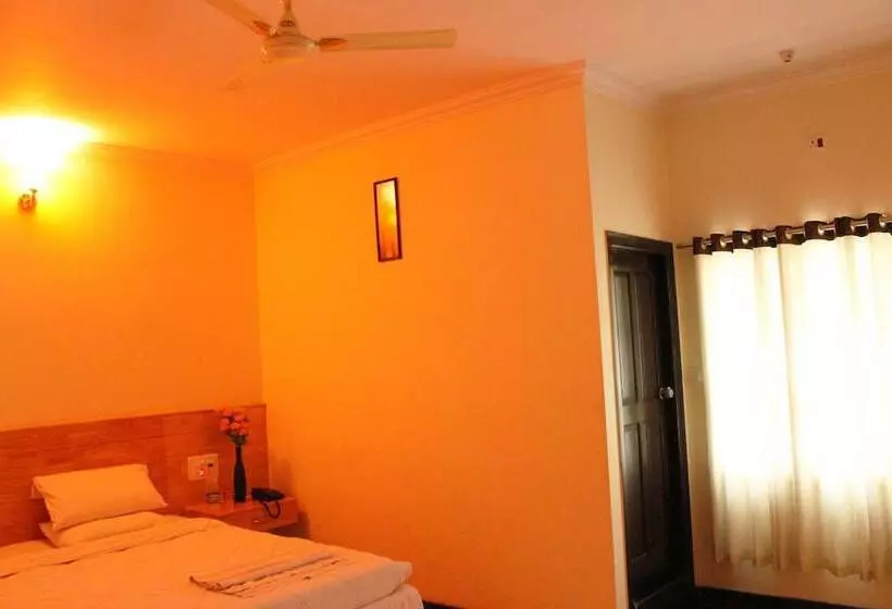 Fotos del hotel Olive Residency:  11