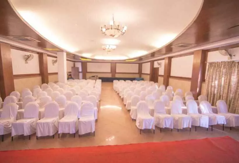 Fotos del hotel Olive Residency:  4