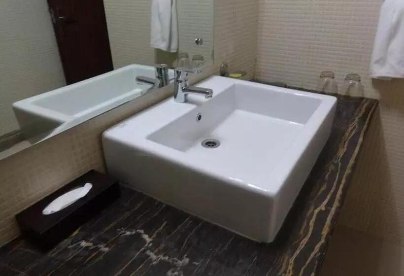 Fotos del hotel The Pamposh New Delhi:  11