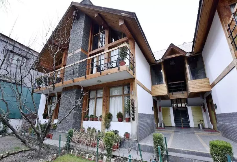 Fotos del hotel Oyo Rooms Airport Gate No 2:  7