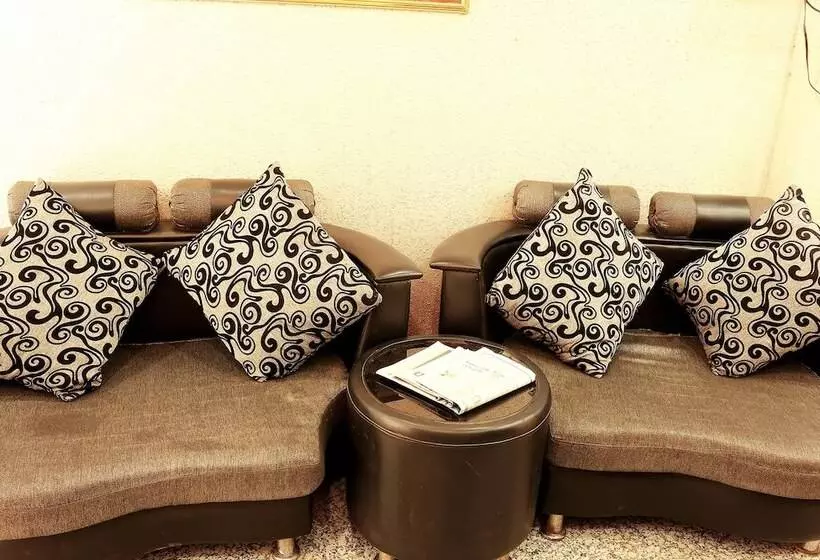 Fotos del hotel Oyo Rooms Airport Gate No 2:  14