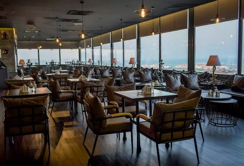 Fotos del hotel Saraya Corniche:  25