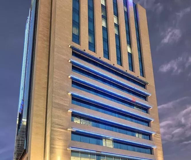 Fotos del hotel Saraya Corniche:  8