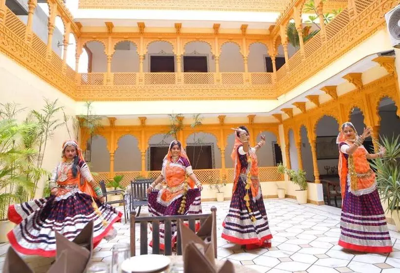 Fotos del hotel The Lavitra Udaipur:  21