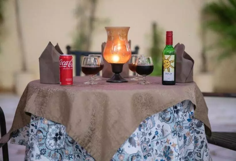 Fotos del hotel The Lavitra Udaipur:  15