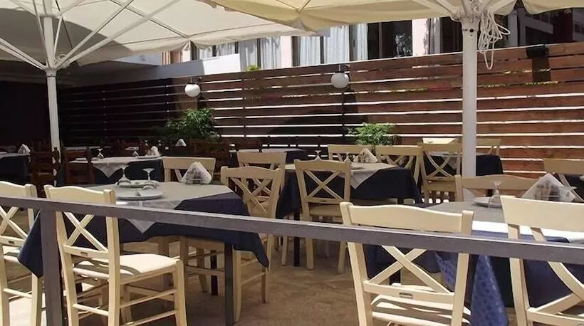 Fotos del hotel Christina:  5