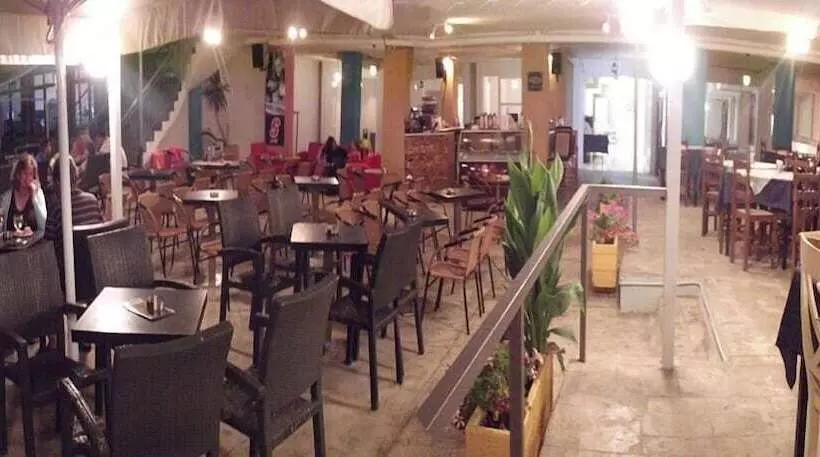 Fotos del hotel Christina:  4